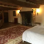 Demeure Des Vieux Bains Bed & Breakfast Provins