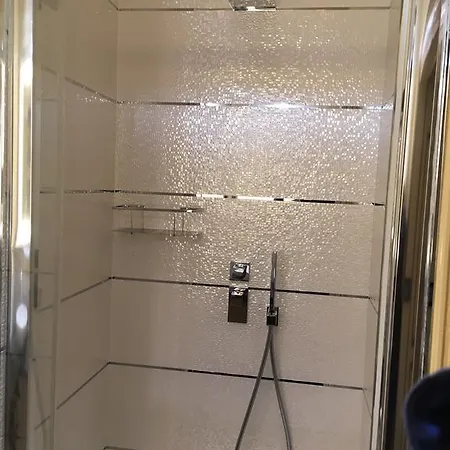 Demeure Des Vieux Bains Panzió