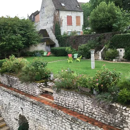 Demeure Des Vieux Bains 4*