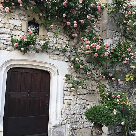 Demeure Des Vieux Bains Panzió 4*