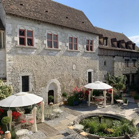 Demeure Des Vieux Bains Panzió 4*